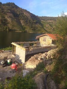 construcción casa en parada do sil